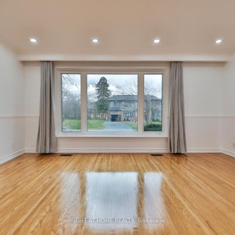 Photo 4 at 9 Allister Avenue, Cliffcrest, Toronto