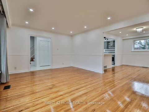 Photo 6 at 9 Allister Avenue, Cliffcrest, Toronto