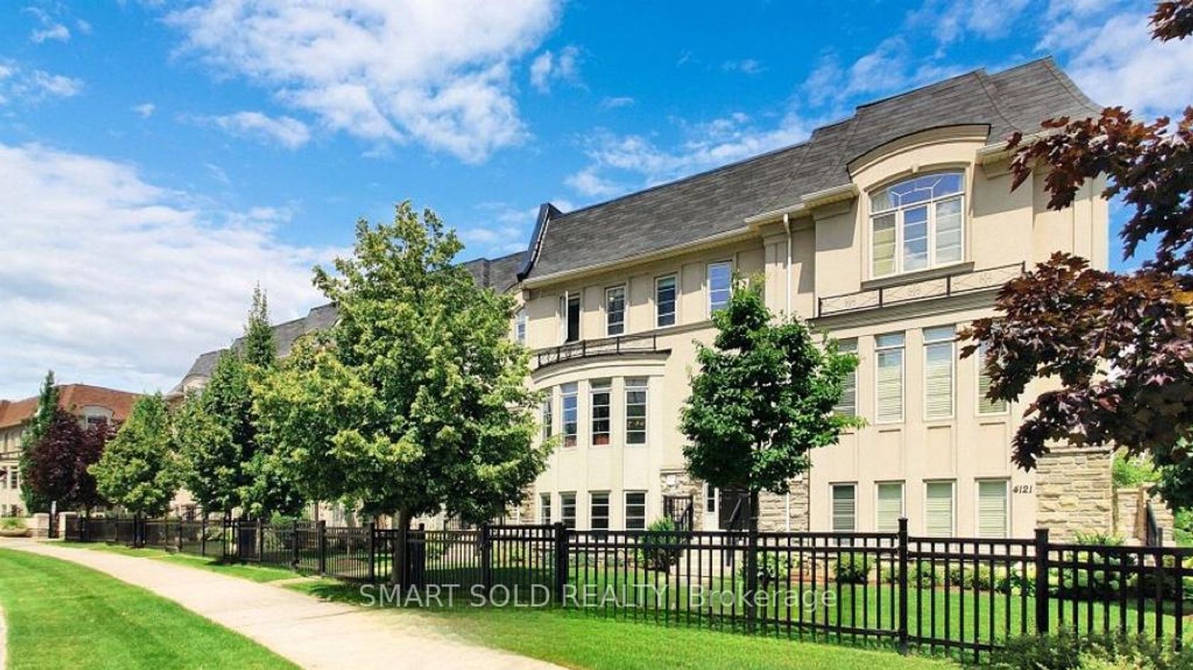 4123 Shipp Drive, City Centre, Mississauga 