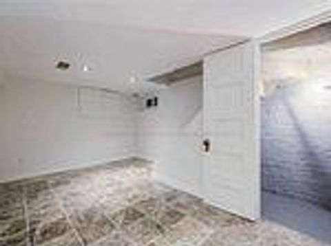 Photo 24 at 26 Summerhill Avenue, Moore Park, Toronto