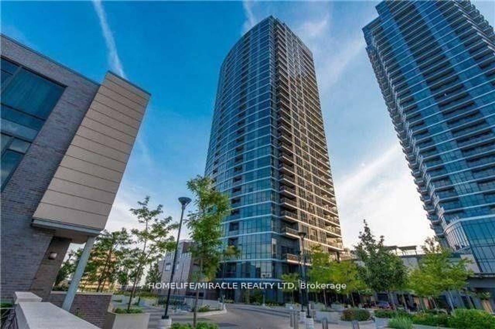 809 - 9 Valhalla Inn Road, City Centre West, Toronto 