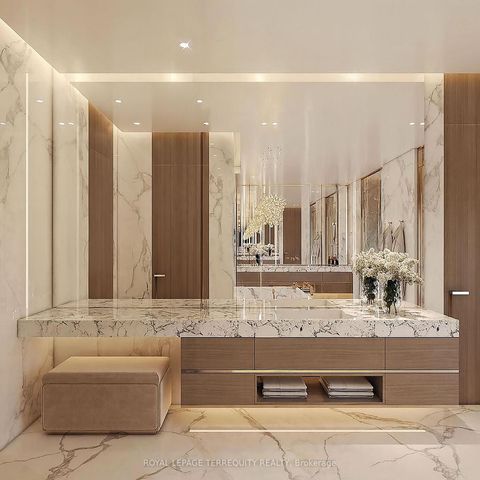 Photo 4 at 5 Jonagold Court, Rouge Woods, Richmond Hill