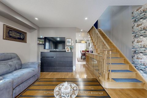 Photo 9 at 50 Jim Baird Mews, CFB, Toronto