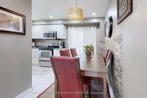 Photo 17 at 50 Jim Baird Mews, CFB, Toronto