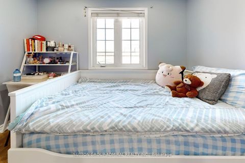 Photo 39 at 50 Jim Baird Mews, CFB, Toronto