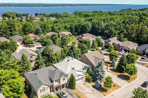 Photo 3 at 55 Bloxham Place, Bayshore, Barrie