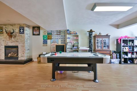 Photo 24 at 55 Bloxham Place, Bayshore, Barrie