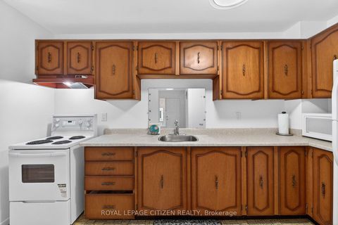 Photo 10 at 54 Camberley Court, Malvern, Toronto