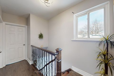 Photo 18 at 17 Medway Crescent, Bendale, Toronto