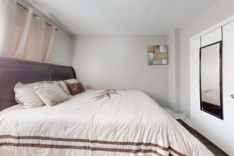 Photo 21 at 17 Medway Crescent, Bendale, Toronto