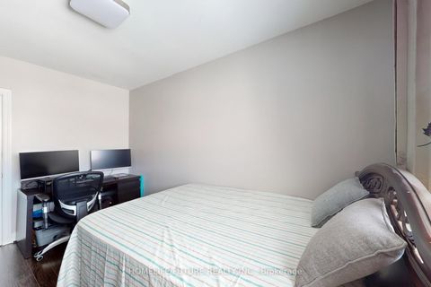 Photo 26 at 17 Medway Crescent, Bendale, Toronto