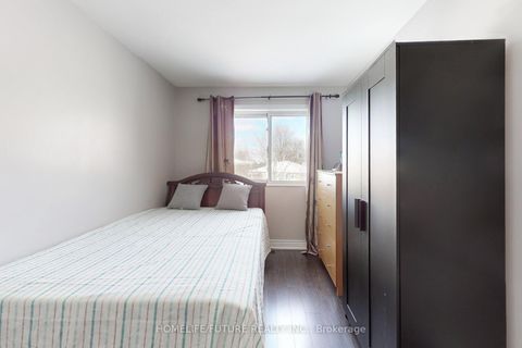 Photo 27 at 17 Medway Crescent, Bendale, Toronto