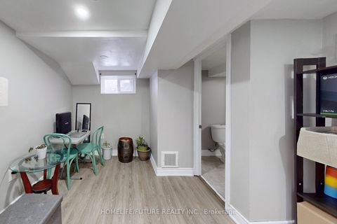 Photo 36 at 17 Medway Crescent, Bendale, Toronto