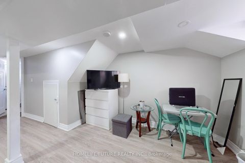 Photo 37 at 17 Medway Crescent, Bendale, Toronto