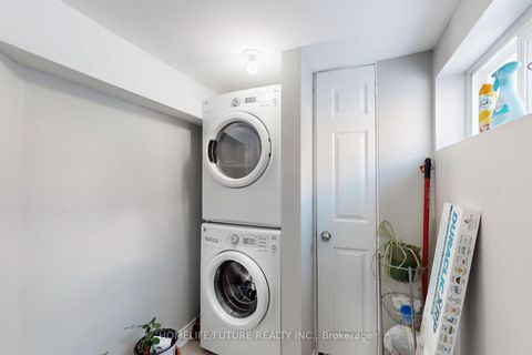 Photo 41 at 17 Medway Crescent, Bendale, Toronto