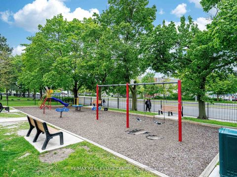 Photo 12 at 1806 - 735 Don Mills Road, Flemingdon Park, Toronto