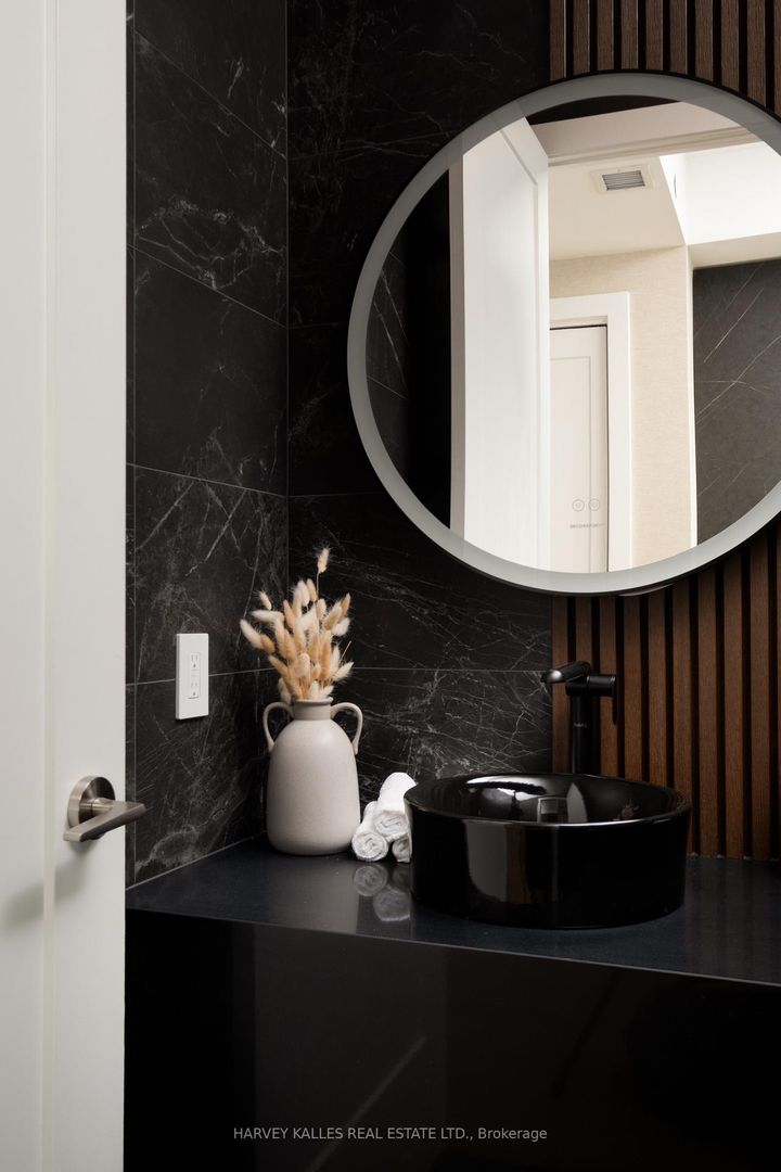 Photo 39 at 926 - 55 Merchants' Wharf, Waterfront Communities C8, Toronto