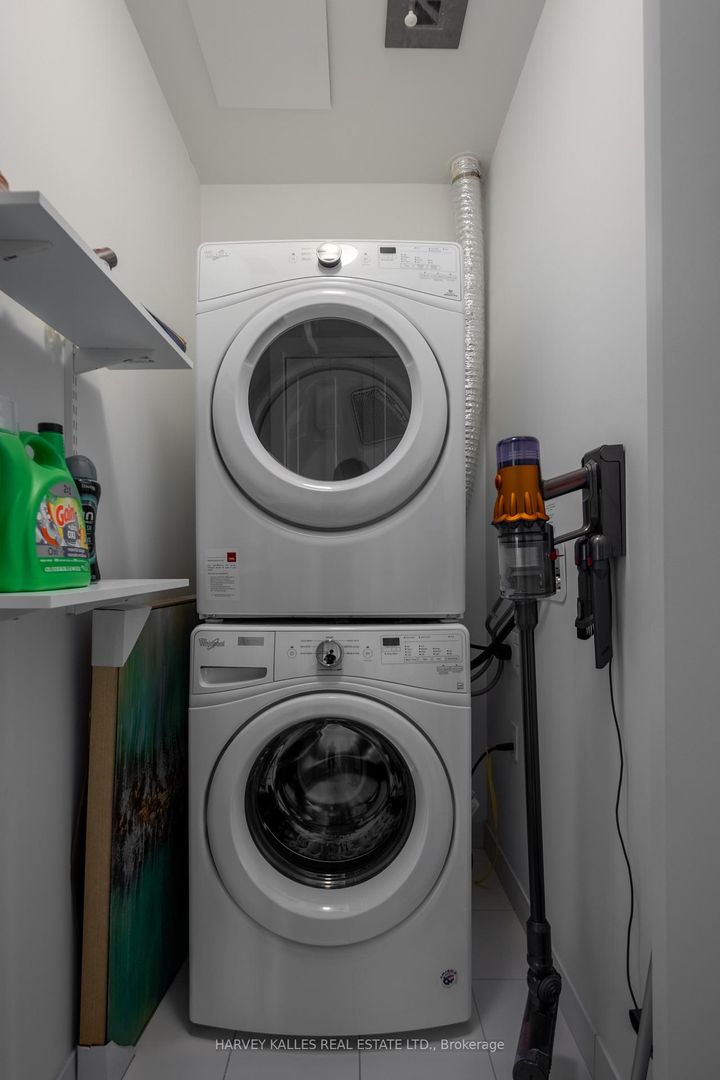 Photo 44 at 926 - 55 Merchants' Wharf, Waterfront Communities C8, Toronto