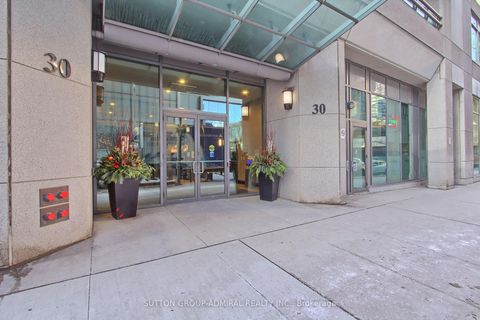 Photo 2 at 3615 - 30 Grand Trunk Crescent, Waterfront Communities C1, Toronto