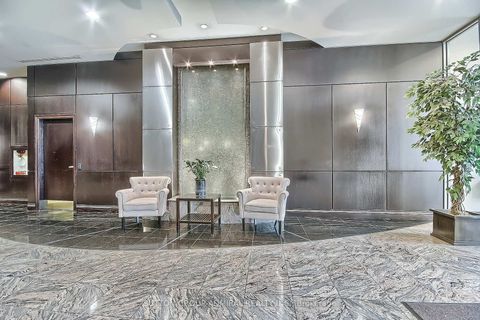 Photo 4 at 3615 - 30 Grand Trunk Crescent, Waterfront Communities C1, Toronto