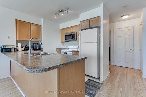 Photo 10 at 3615 - 30 Grand Trunk Crescent, Waterfront Communities C1, Toronto