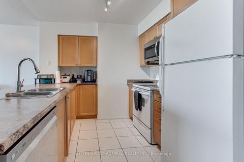 Photo 11 at 3615 - 30 Grand Trunk Crescent, Waterfront Communities C1, Toronto