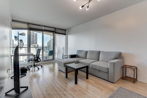 Photo 16 at 3615 - 30 Grand Trunk Crescent, Waterfront Communities C1, Toronto