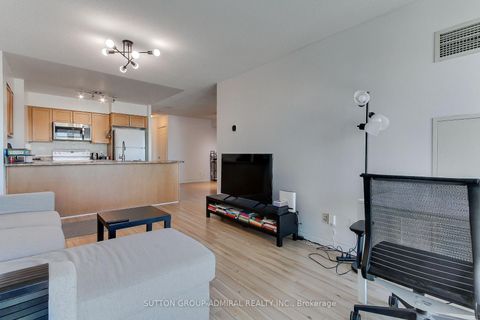 Photo 18 at 3615 - 30 Grand Trunk Crescent, Waterfront Communities C1, Toronto