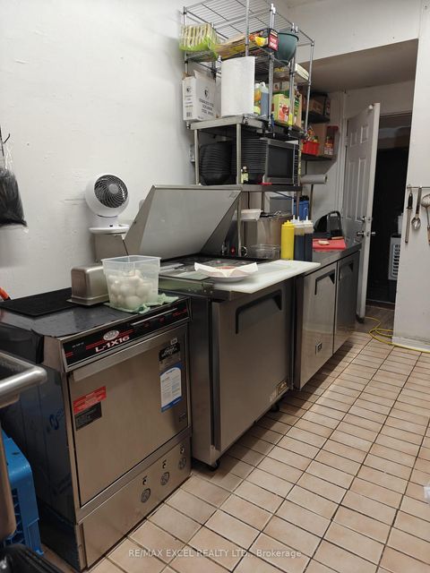 Photo 8 at 253 Gerrard Street E, Moss Park, Toronto