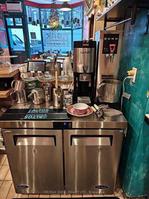 Photo 9 at 253 Gerrard Street E, Moss Park, Toronto