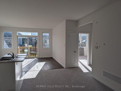 Photo 3 at 251 Wilcox Drive, Stayner, Clearview