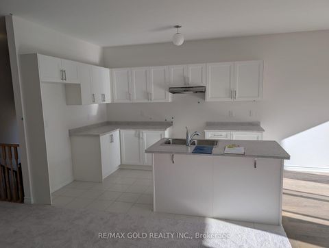 Photo 4 at 251 Wilcox Drive, Stayner, Clearview