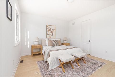 Photo 14 at 3312 Marchington Square, Rural Pickering, Pickering