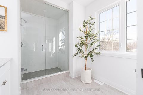 Photo 18 at 3312 Marchington Square, Rural Pickering, Pickering