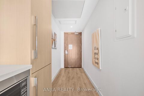 Photo 17 at 4108 - 1 Concord Cityplace Way, Waterfront Communities C1, Toronto