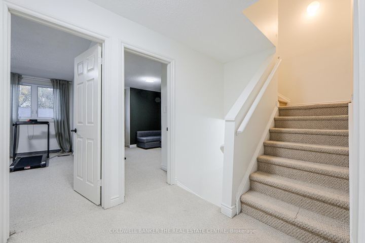 Photo 17 at 6 - 45 Birchmount Road S, Cliffside, Toronto