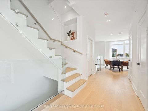 Photo 5 at 1 Flax Field Lane, Willowdale West, Toronto