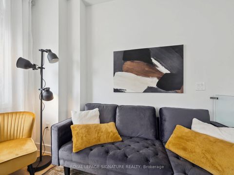 Photo 15 at 1 Flax Field Lane, Willowdale West, Toronto