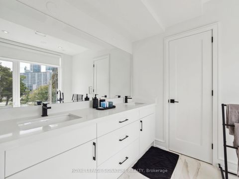 Photo 30 at 1 Flax Field Lane, Willowdale West, Toronto