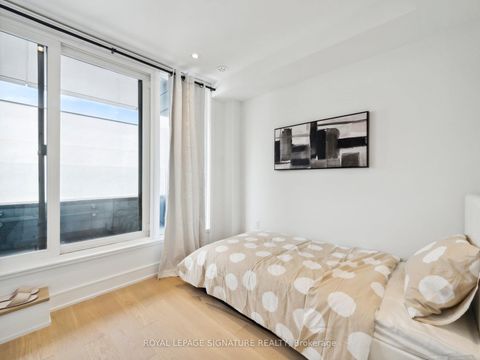 Photo 35 at 1 Flax Field Lane, Willowdale West, Toronto