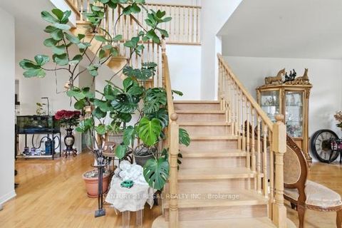 Photo 5 at 3 Osprey Court, Rouge E11, Toronto