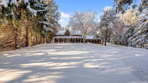 Photo 1 at 8 Blue Grass Drive, Aurora Estates, Aurora