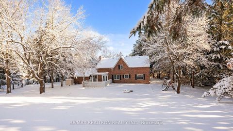 Photo 32 at 8 Blue Grass Drive, Aurora Estates, Aurora