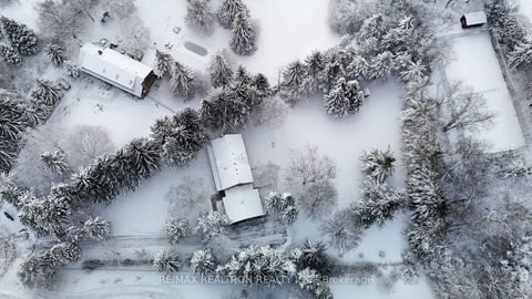 Photo 39 at 8 Blue Grass Drive, Aurora Estates, Aurora