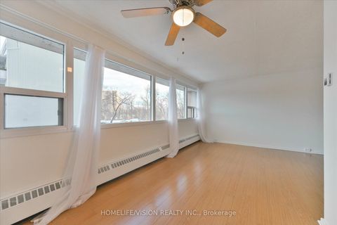 Photo 12 at 202 - 100 Leeward Glenway, Flemingdon Park, Toronto
