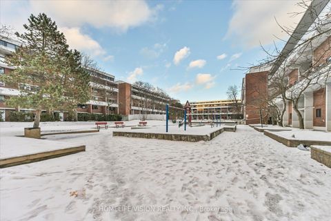 Photo 18 at 202 - 100 Leeward Glenway, Flemingdon Park, Toronto