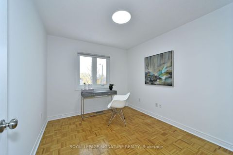 Photo 24 at 257 Deepsprings Crescent, Vellore Village, Vaughan