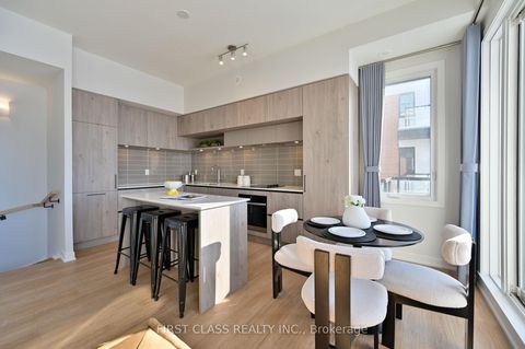 Photo 9 at 223 - 8 Steckley House Lane, Rural Richmond Hill, Richmond Hill