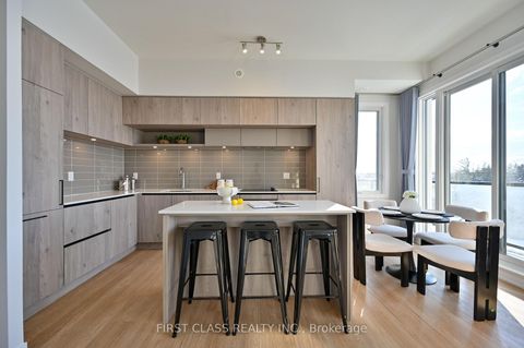 Photo 13 at 223 - 8 Steckley House Lane, Rural Richmond Hill, Richmond Hill