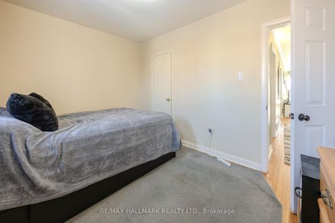 Photo 6 at 60 Newlands Avenue, Birchmount, Toronto